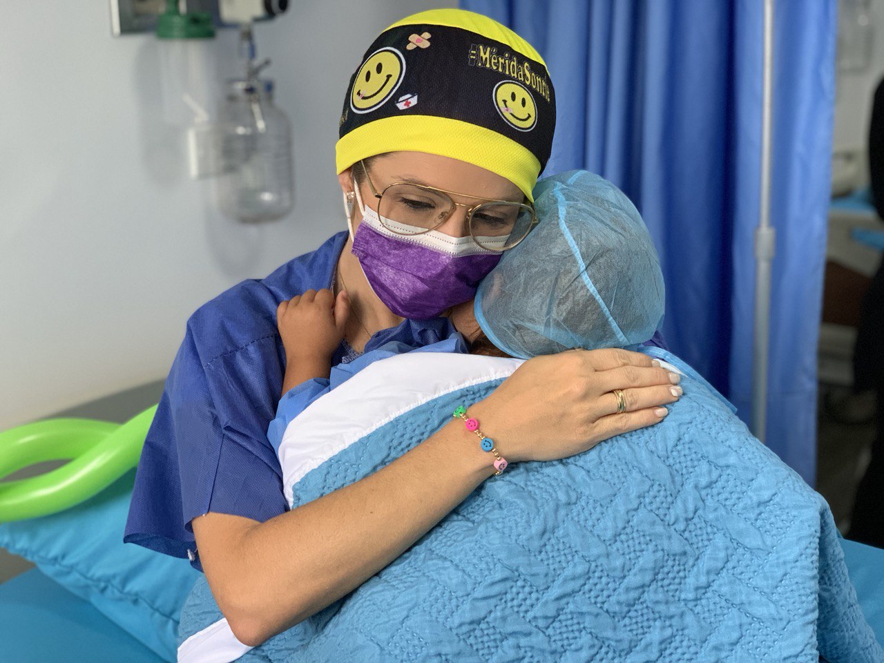 photo_5172639688685628058_y