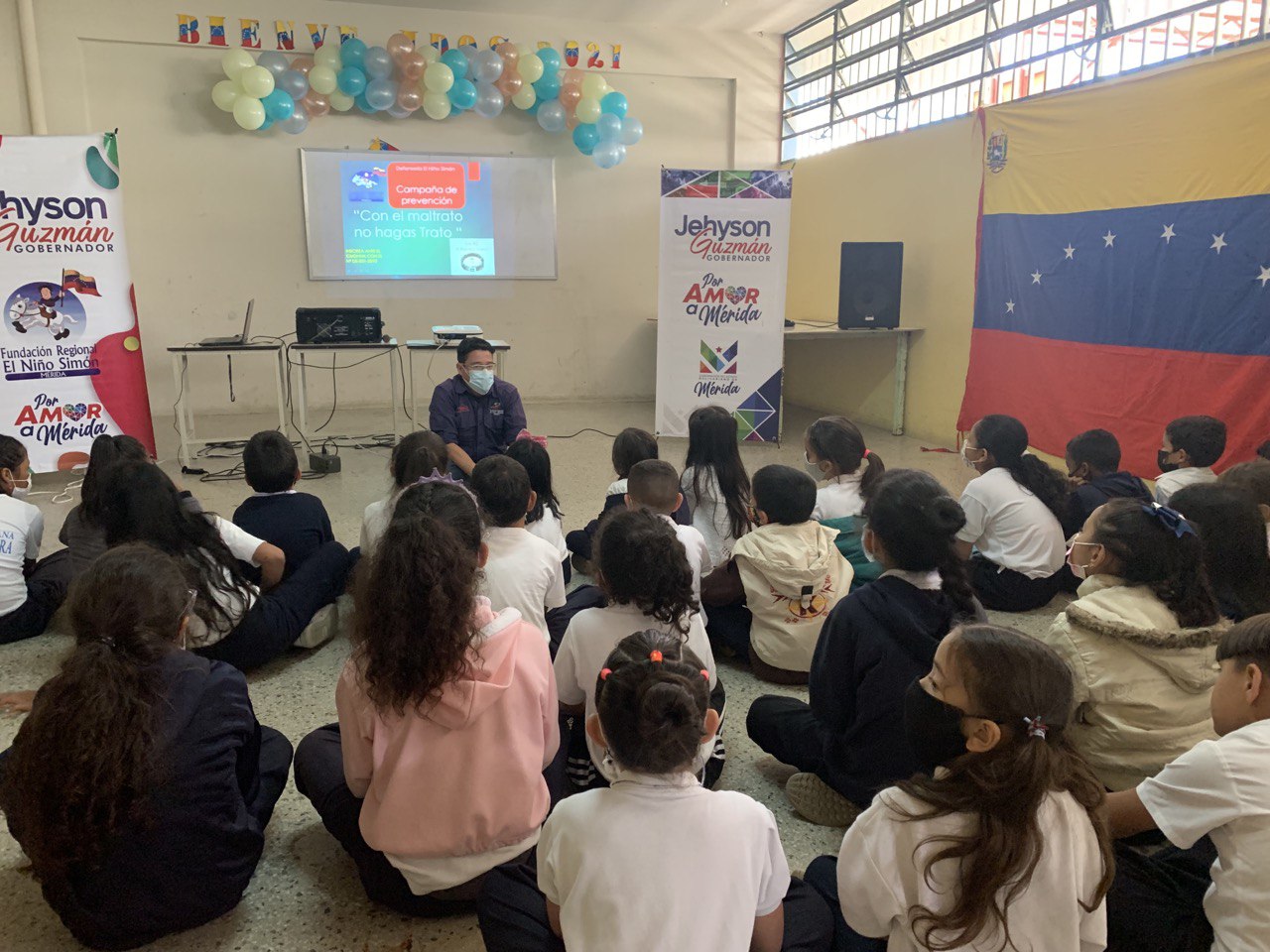 photo_5172639688685628069_y