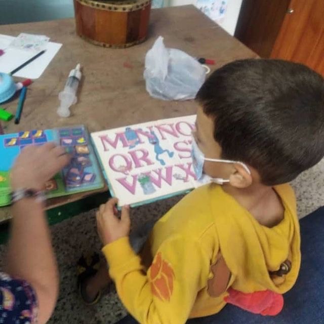 photo_5172639688685628107_x