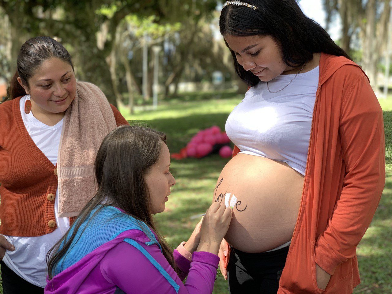 photo_5172639688685628149_y