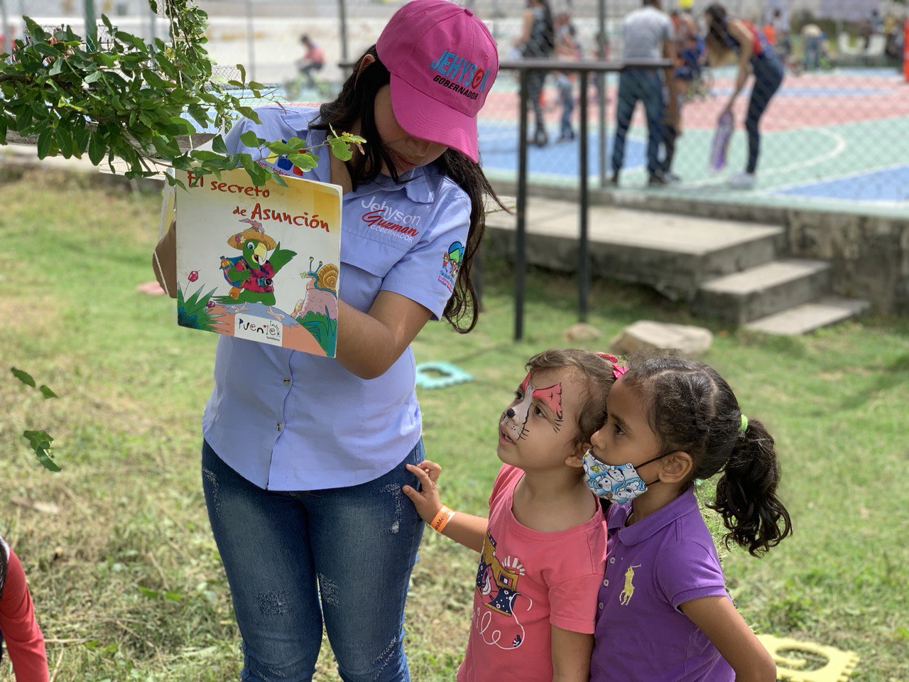 photo_5172639688685628175_y